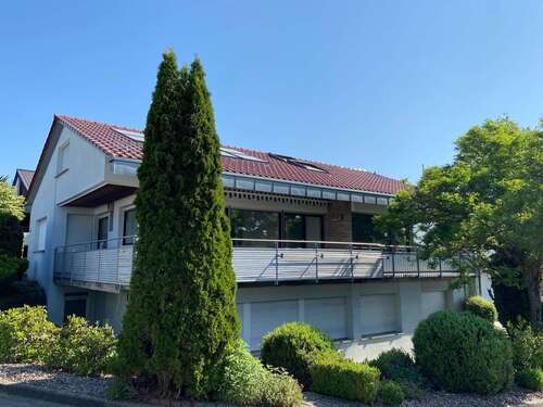 Foto - Haus zum Kaufen in Gärtringen 830.000,00 € 252 m²
