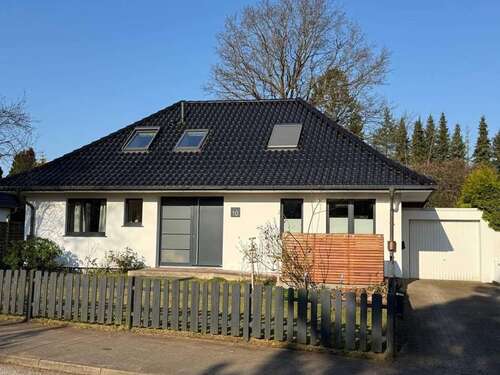 Foto - Haus zum Kaufen in Henstedt-Ulzburg 750.000,00 € 160 m²