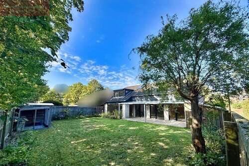 Foto - Haus zum Kaufen in Langenhagen 599.000,00 € 219.8 m²