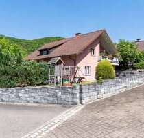 Haus zum Kaufen in Klettgau 480.000,00 € 226.55 m²
