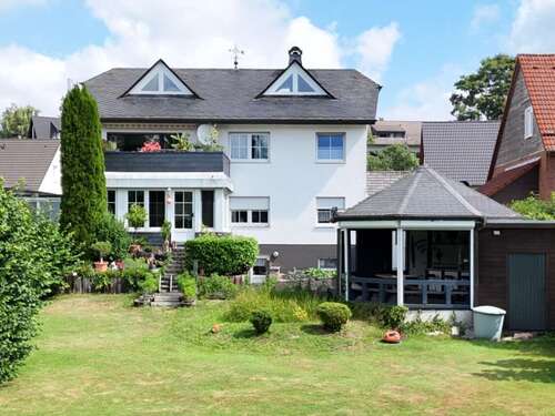 Foto - Haus zum Kaufen in Waldbröl 448.000,00 € 184 m²