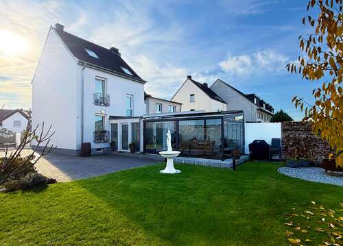 Foto - Haus zum Kaufen in Troisdorf 495.000,00 € 122 m²