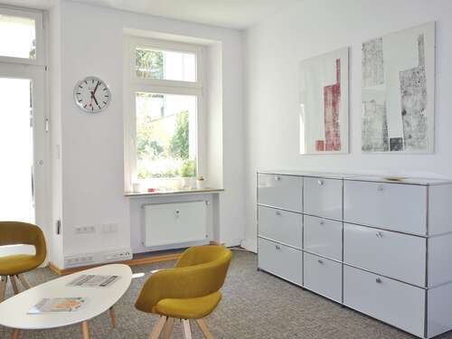 Foto - Büro in Krefeld 535,00 € 66 m² - 535,00&nbsp;EUR Kaltmiete, ca.&nbsp; 66,00&nbsp;m&sup2;