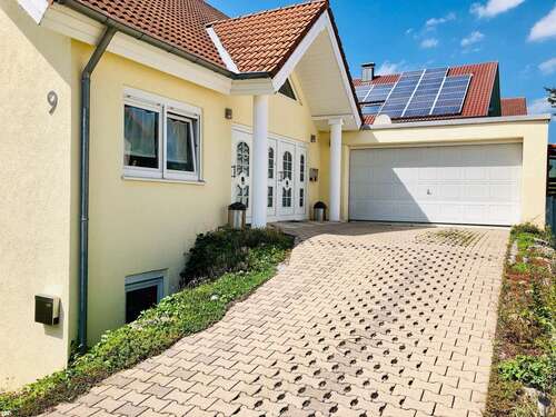 Foto - Haus zum Kaufen in Friolzheim 870.000,00 € 315 m²