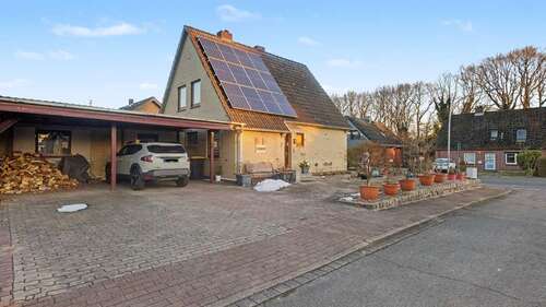 Foto - Haus zum Kaufen in Holm 339.000,00 € 81.99 m²