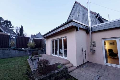 Foto - Haus zum Kaufen in Solingen 328.000,00 € 146 m²