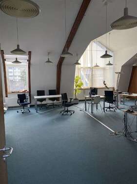 Foto - Büro in Neu-Isenburg 3.120,78 € 312.83 m²