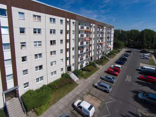 Foto - Wohnung zum Mieten in Leipzig 255,37 € 32.74 m²