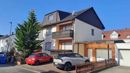 Foto - Haus zum Kaufen in Hofheim 569.000,00 € 195 m²