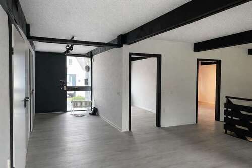 Foto - Haus zum Mieten in Hennef (Sieg) 1.400,00 € 130 m²