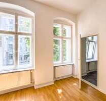 Wohnung zum Kaufen in Berlin 199.000,00 € 33 m²