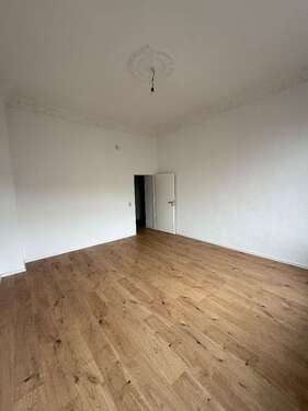 Foto - Wohnung zum Mieten in Halle 825,00 € 77.26 m²