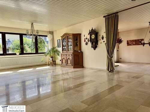 Foto - Haus zum Kaufen in Gärtringen 599.000,00 € 166.28 m²