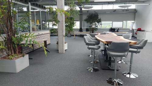 Foto - Büro in Neu-Anspach 3.240,00 € 405 m²