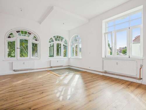 Foto - Wohnung zum Mieten in Neustadt 656,50 € 101 m²