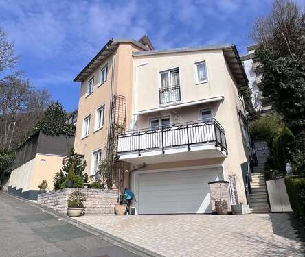 Foto - Haus zum Kaufen in Eppenhain 685.000,00 € 187.67 m²