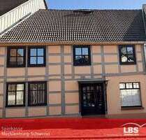 Haus zum Kaufen in Plau am See 150.000,00 € 134 m²
