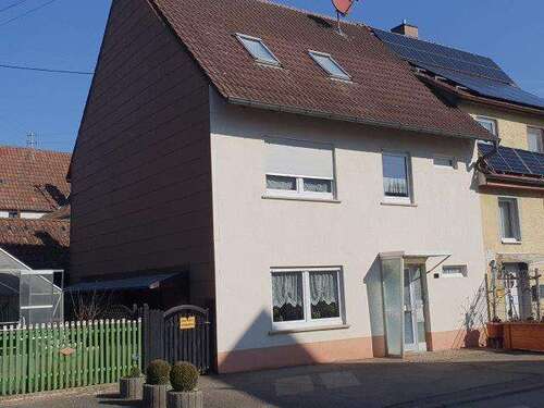 Foto - Haus zum Kaufen in Aixheim 255.000,00 € 140 m²