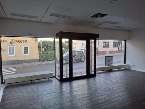 Foto - Einzelhandel in Usingen 925,00 € 52 m²