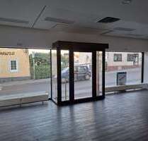 Einzelhandel in Usingen 925,00 € 52 m²