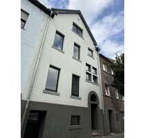 Haus zum Kaufen in Düren Rölsdorf 160.000,00 € 161.5 m² - Düren / Rölsdorf