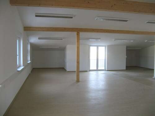 Foto - Büro in Neu-Anspach 1.190,00 € 170 m²