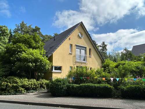 Foto - Haus zum Kaufen in Zeischa 270.000,00 € 149 m²
