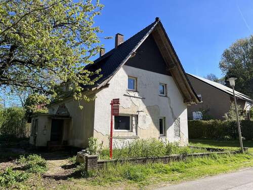 Foto - Haus zum Kaufen in Preußisch Oldendorf 98.000,00 € 155 m²