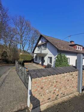 Foto - Haus zum Kaufen in Siegen 239.000,00 € 103 m²