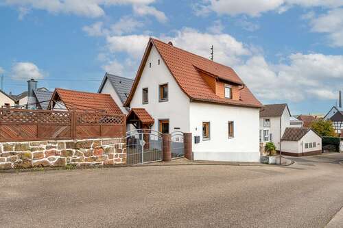 Foto - Haus zum Kaufen in Albersweiler 199.000,00 € 85 m²