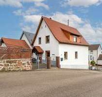 Haus zum Kaufen in Albersweiler 199.000,00 € 85 m²