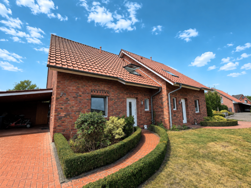 Foto - Haus zum Mieten in Leer-Loga 895,00 € 110 m²