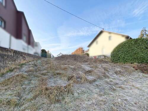 Foto - Grundstück zu verkaufen in Schwalbach 40.000,00 € 403 m²