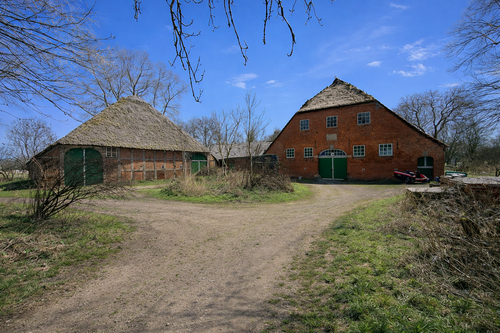 Foto - Haus zum Kaufen in Ovelgönne 189.000,00 € 150 m²