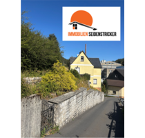 Haus zum Kaufen in Tettau 75.000,00 € 125 m²