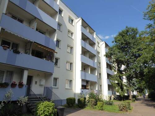 Foto - Wohnung zum Mieten in Halle (Saale) 356,00 € 57.31 m²