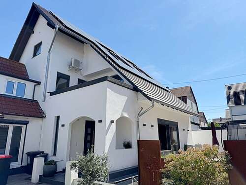 Foto - Haus zum Kaufen in Karlsruhe 1.400.000,00 € 470 m²