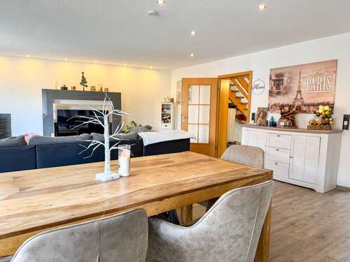 Foto - Haus zum Kaufen in Ravenstein 339.000,00 € 228 m²