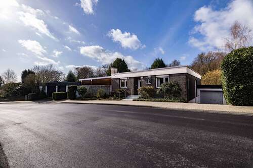 Foto - Haus zum Kaufen in Odenthal 585.000,00 € 213 m²