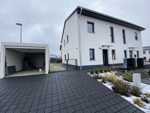 Foto - Haus zum Kaufen in Borna 365.000,00 € 107 m²