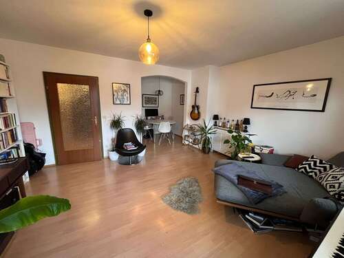 Foto - Wohnung zum Mieten in Saaldorf-Surheim 550,00 € 55 m²