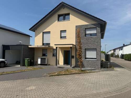 Foto - Haus zum Kaufen in Dettenheim 700.000,00 € 208.17 m²