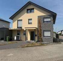 Haus zum Kaufen in Dettenheim 700.000,00 € 208.17 m²