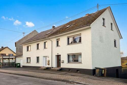 Foto - Haus zum Kaufen in Leuterod 330.000,00 € 253 m²