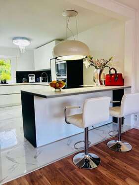 Foto - Haus zum Kaufen in Baden-Baden 790.000,00 € 280 m²