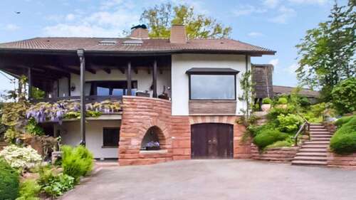 Foto - Haus zum Kaufen in Hochspeyer 585.000,00 € 253 m²