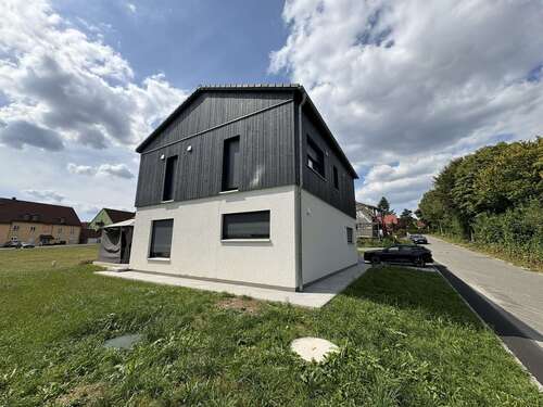 Foto - Haus zum Kaufen in Wiesau 349.000,00 € 153 m²