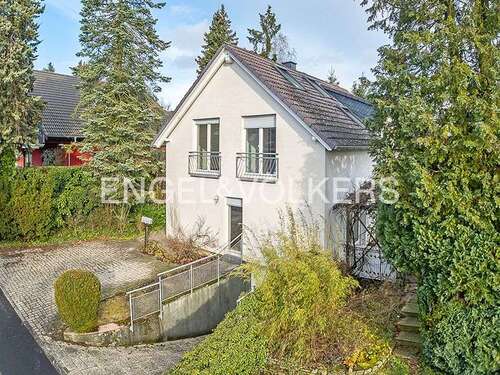 Foto - Haus zum Kaufen in Oberursel (Taunus) 1.215.000,00 € 182 m²