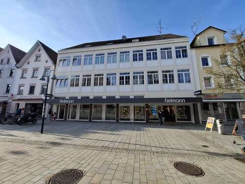 Foto - Wohnung zum Mieten in Ehingen 950,00 € 129 m²