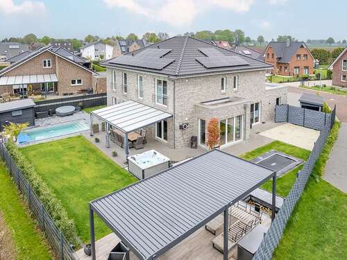 Foto - Haus zum Kaufen in Emstek 750.000,00 € 320 m²